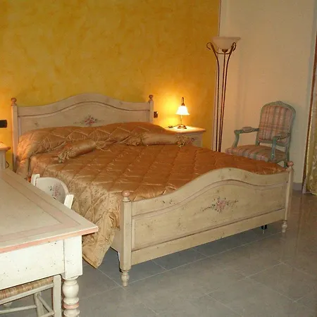 Nocleg ze śniadaniem Il Faggio 3*